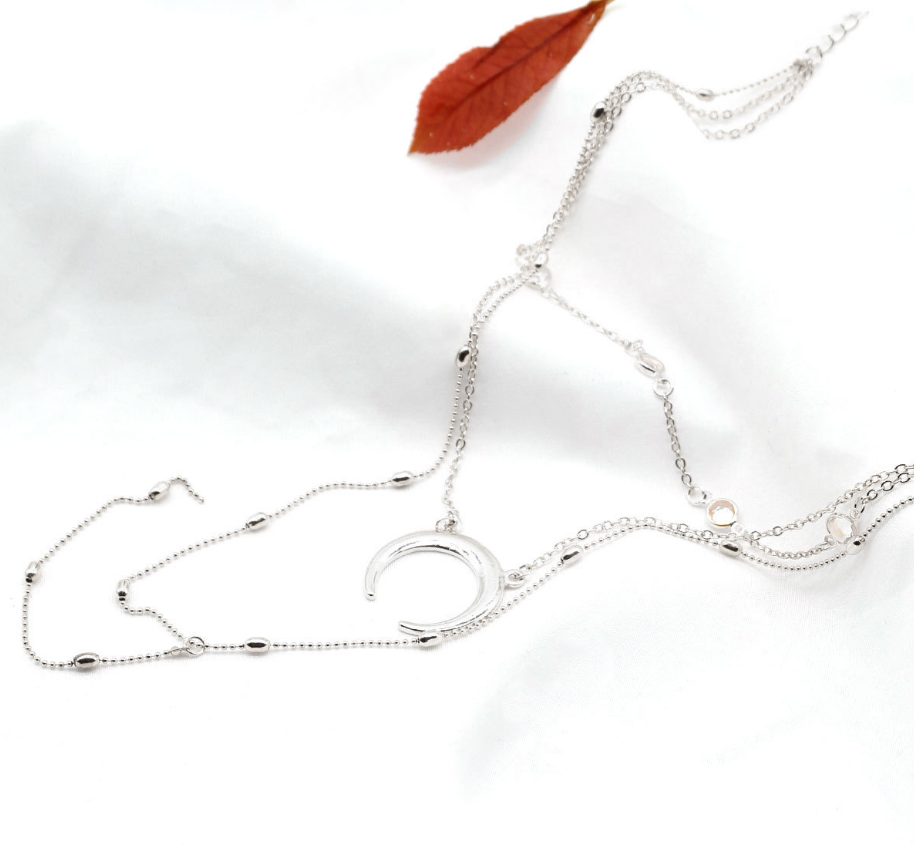 Fashion multilayer crescent moon choker Necklace