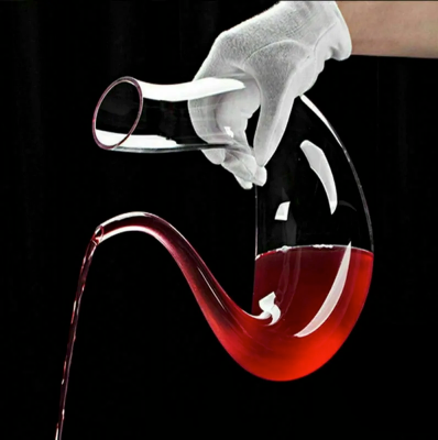 crystal-1500ml  U-Shaped decanter Crytal.