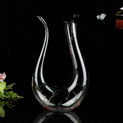 crystal-1500ml  U-Shaped decanter Crytal.